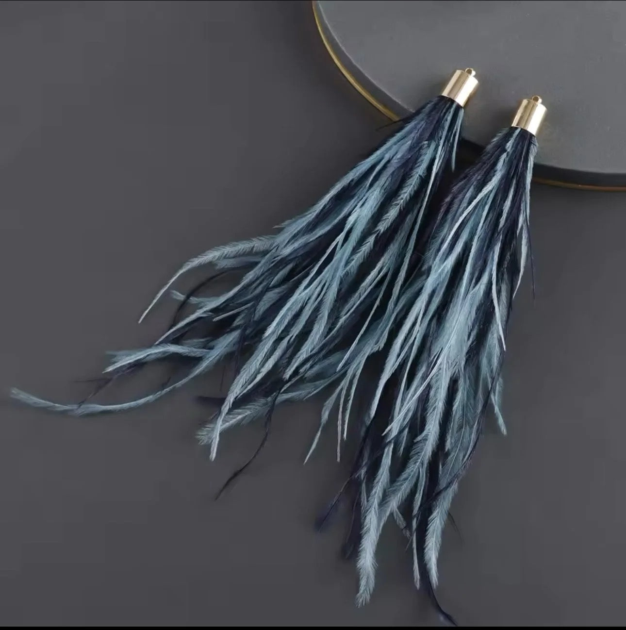 Long Thick Feathers - Wide Top Gold Base Connectors